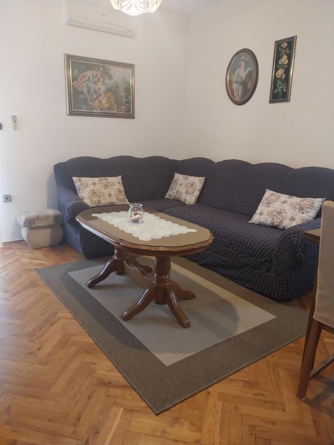 Kuca Za Odmor Varos Villa Vrlika Екстериор снимка
