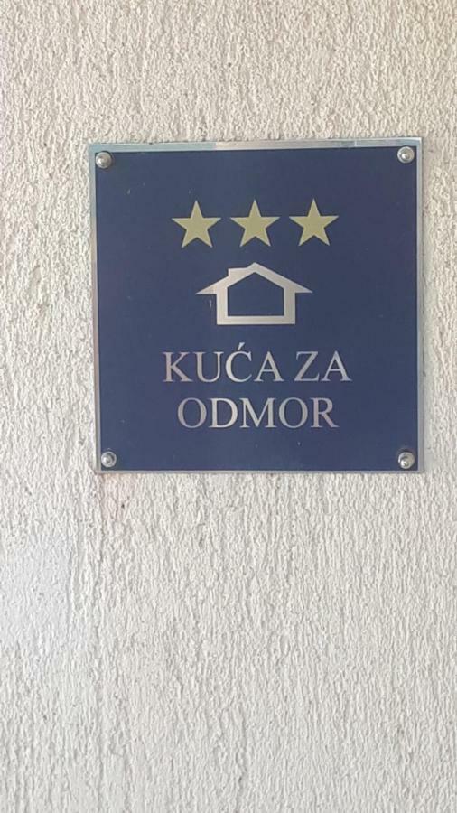 Kuca Za Odmor Varos Villa Vrlika Екстериор снимка